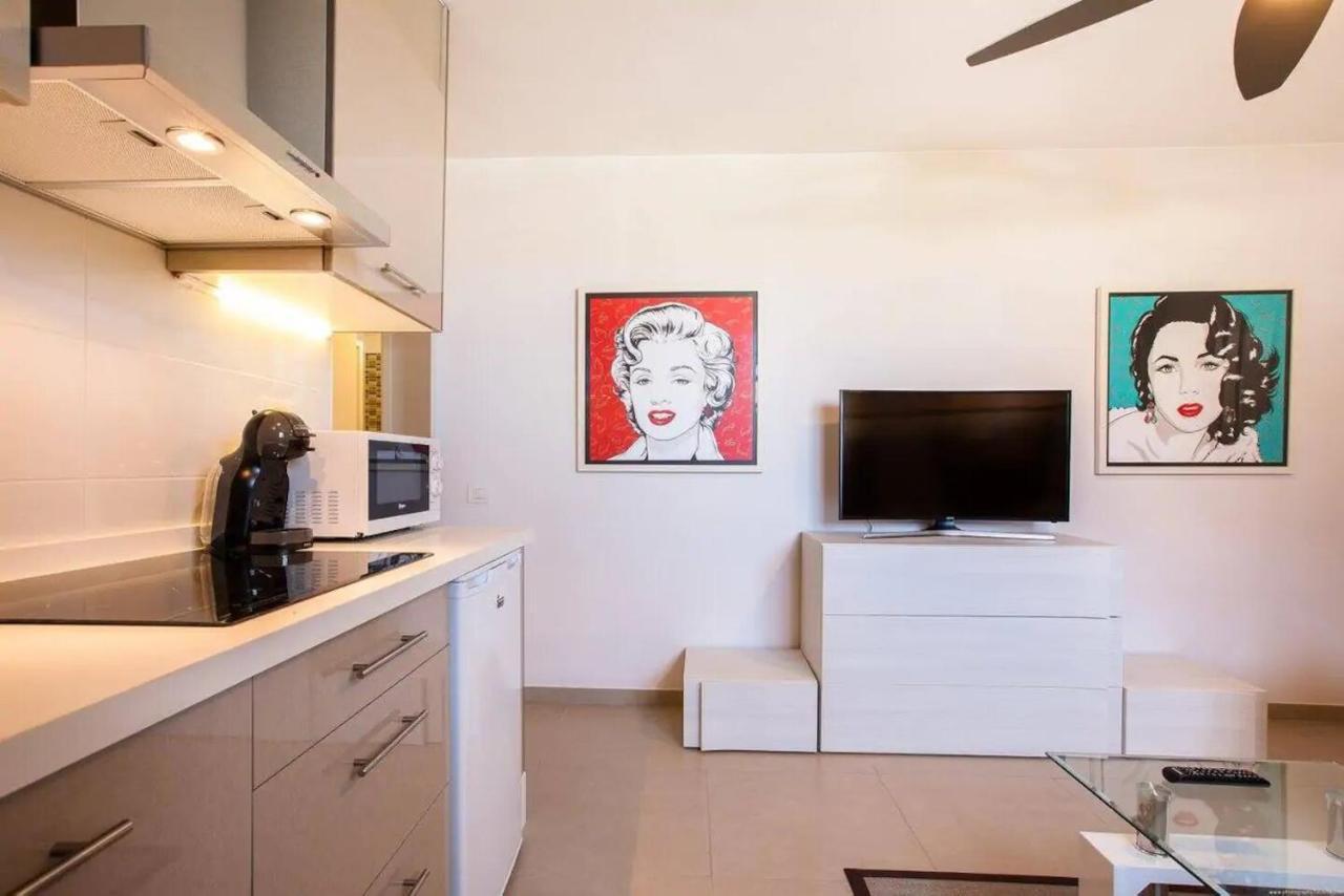1 Bedroom Apartment For 4 People In Tenerife Costa Adeje  Exterior foto