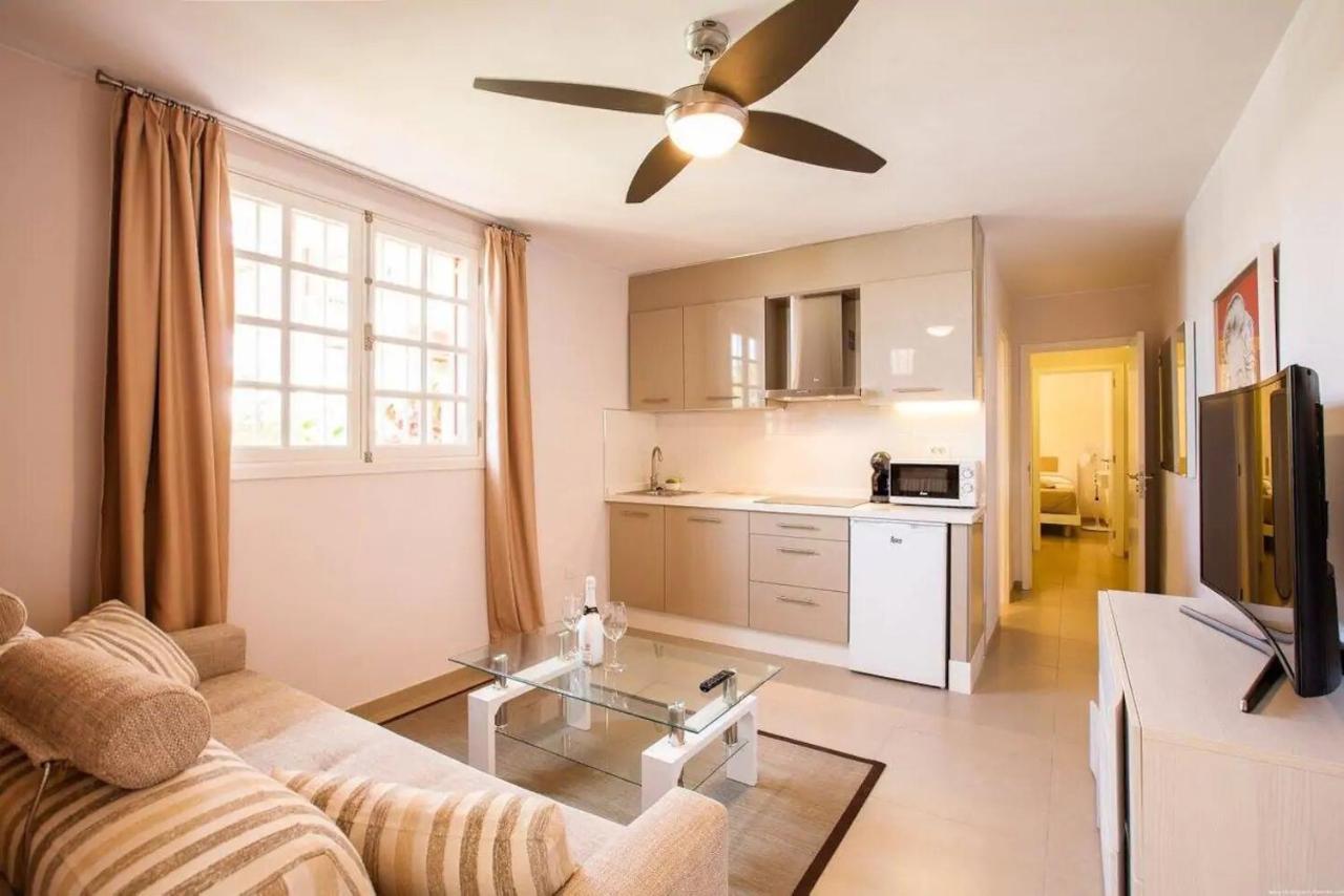 1 Bedroom Apartment For 4 People In Tenerife Costa Adeje  Exterior foto